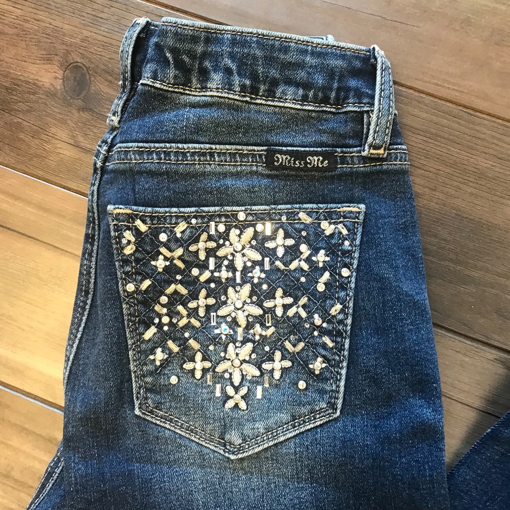 NWT Miss Me Jeans All The Sparkles Skinny Jeans - Picture 2 of 5
